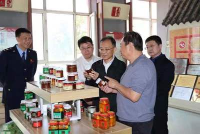 深入基層促發(fā)展 齊齊哈爾市稅務(wù)局黨委書記、局長(zhǎng)戴萬(wàn)春赴克東縣稅務(wù)局走訪調(diào)研，聚焦食品技術(shù)開(kāi)發(fā)產(chǎn)業(yè)服務(wù)